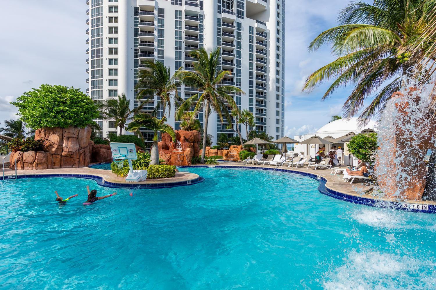 מיאמי ביץ' Trump Intl 2 Bedroom Apartment 1600 Sqf Ocean Front מראה חיצוני תמונה