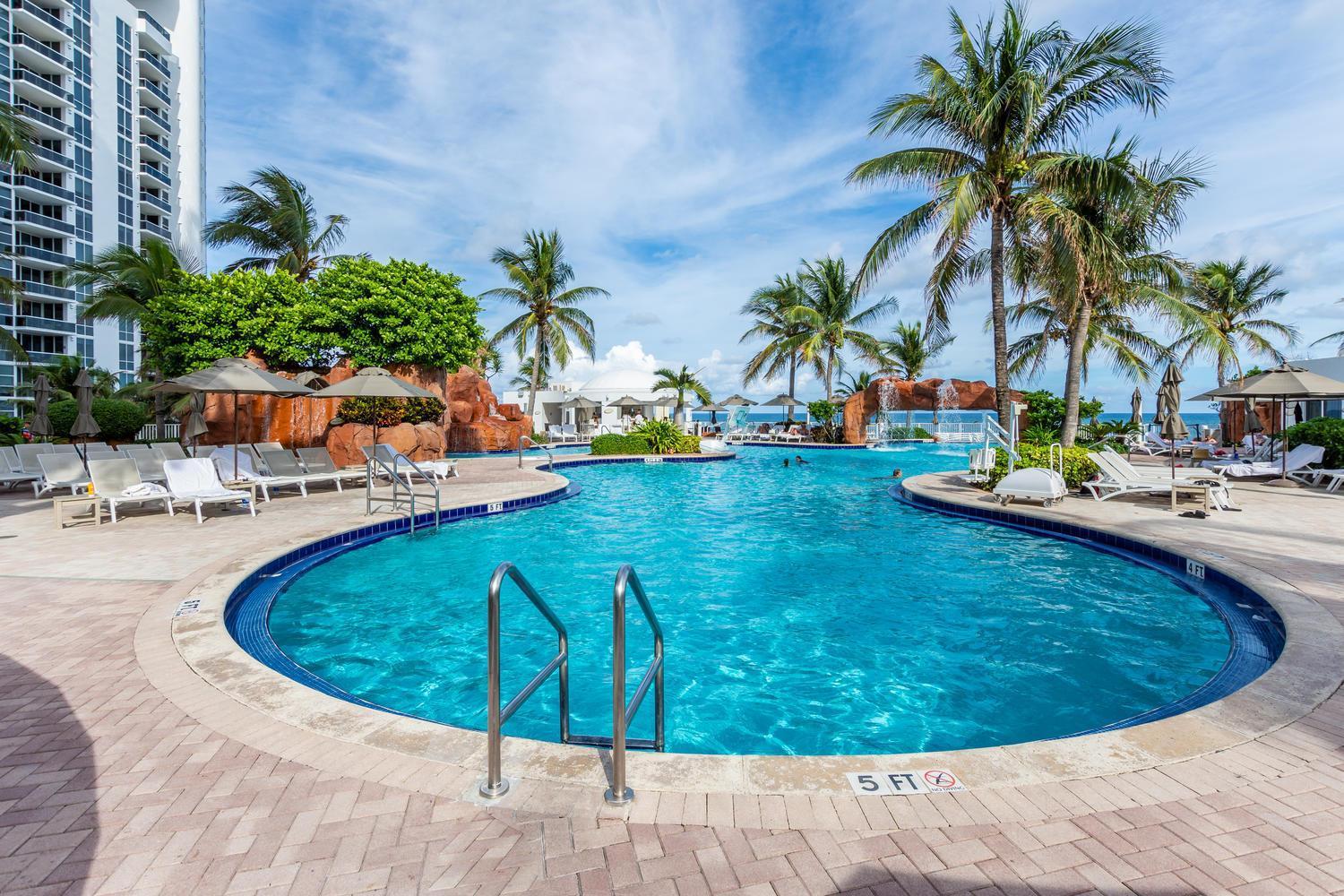 מיאמי ביץ' Trump Intl 2 Bedroom Apartment 1600 Sqf Ocean Front מראה חיצוני תמונה