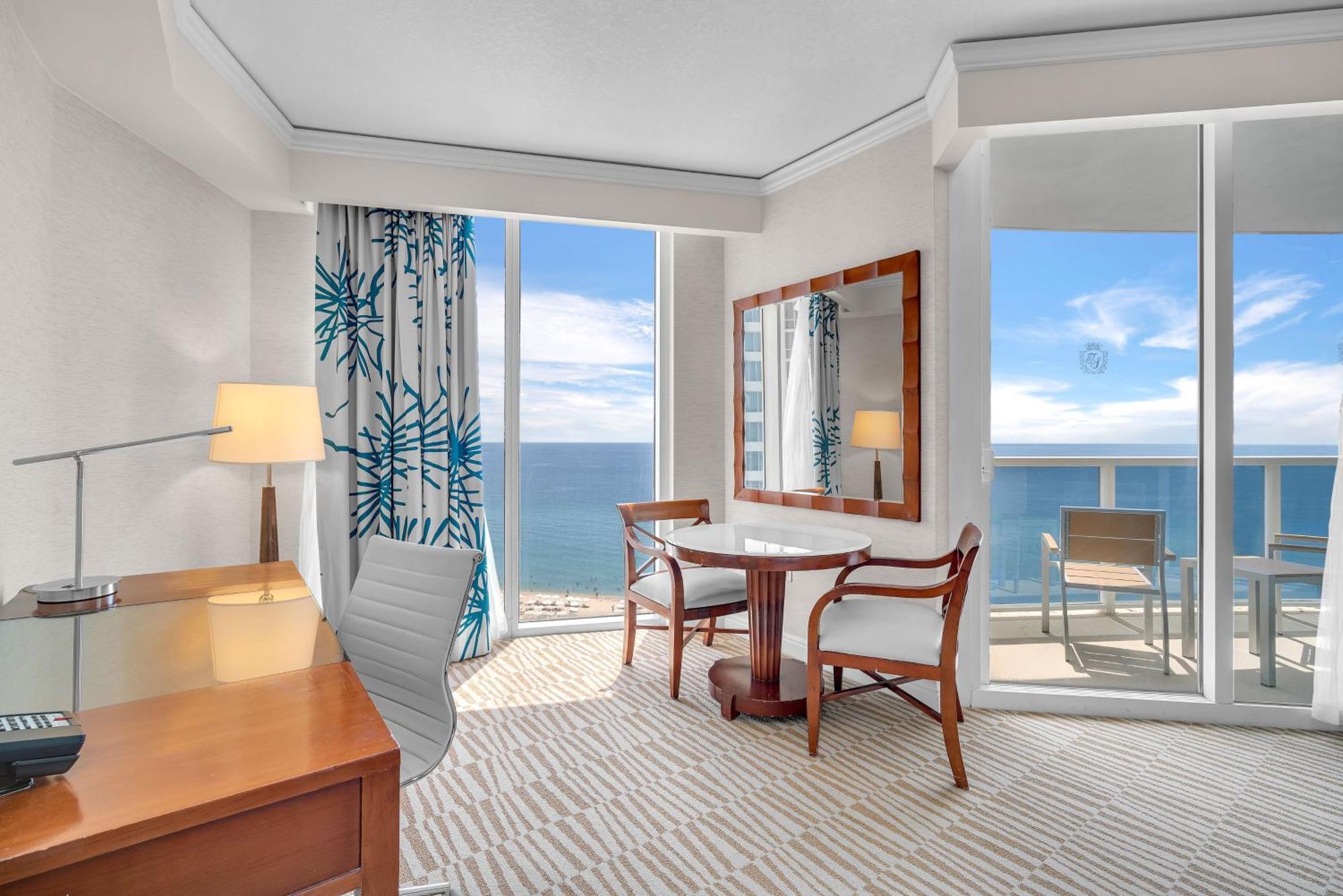 מיאמי ביץ' Trump Intl 2 Bedroom Apartment 1600 Sqf Ocean Front מראה חיצוני תמונה